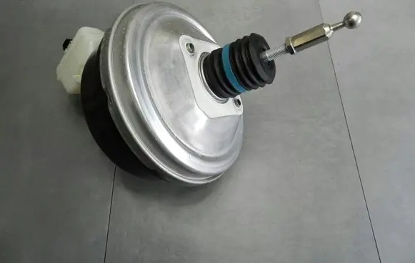 Audi A5 Sportback 8TA Brake booster 8K0612103N