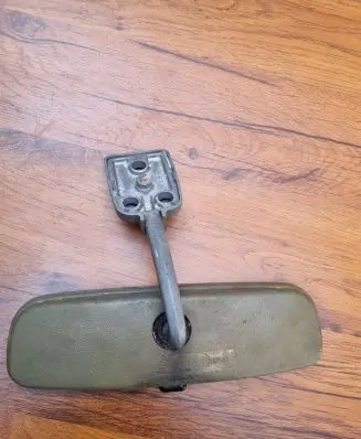 Mitsubishi Lancer Rear view mirror (interior) E200546