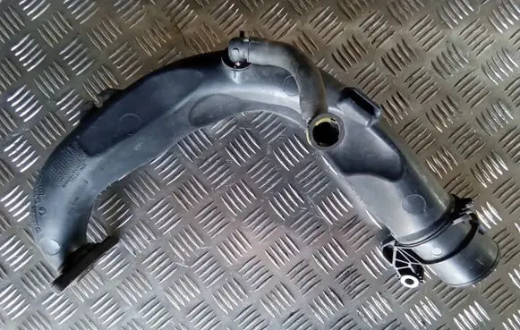 Renault Kangoo II Intercooler hose/pipe 8200645723