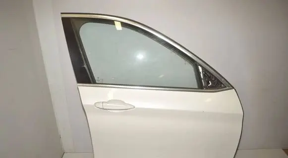 BMW X1 F48 F49 Front door 