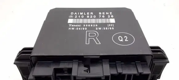 Mercedes-Benz C W202 Door control unit/module A2108207626