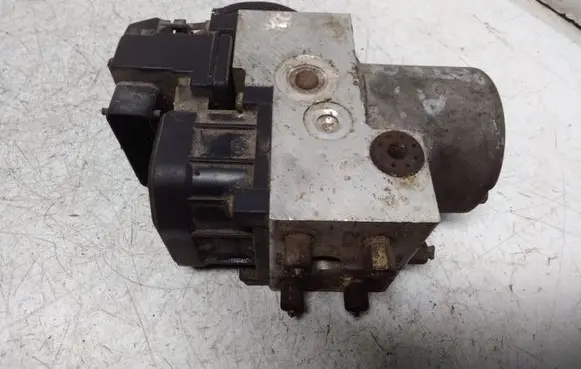 Nissan Patrol Y61 ABS Pump 11000031150 47660VC000 1910892228042