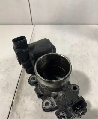 Toyota RAV 4 (XA30) Throttle valve 0R010