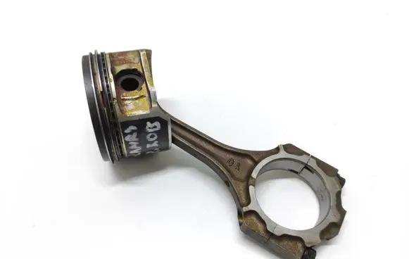 Toyota Camry Piston with connecting rod