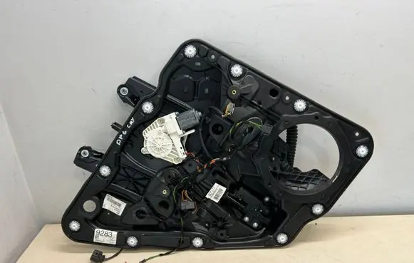 Porsche Cayenne (92A) Rear door window regulator with motor 7P5839755B 7P5971694D