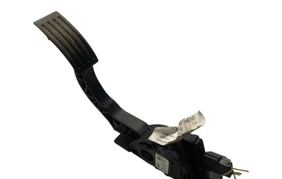 Ford Focus Accelerator throttle pedal BV619F836AB BEV241600 6PV01036830