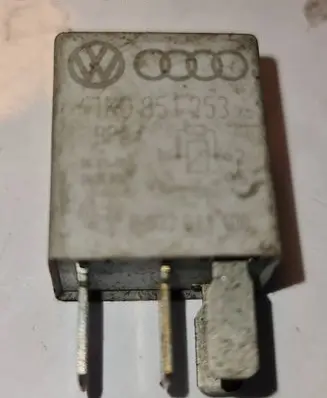 Audi A6 S6 C5 4B Other relay 1K0951253