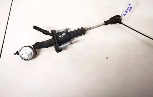 Opel Astra G Clutch master cylinder 90523769