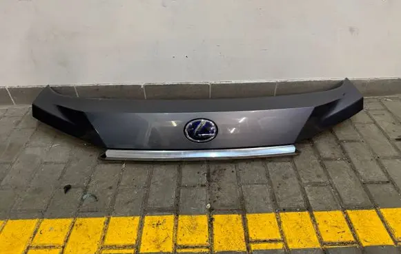 Lexus RX 450H Trunk door license plate light bar 7680148440