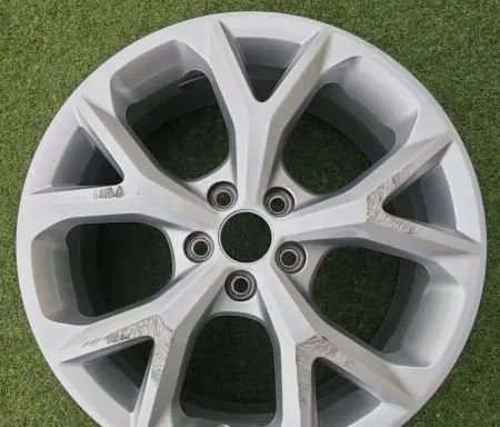 Seat Arona R16 alloy rim 