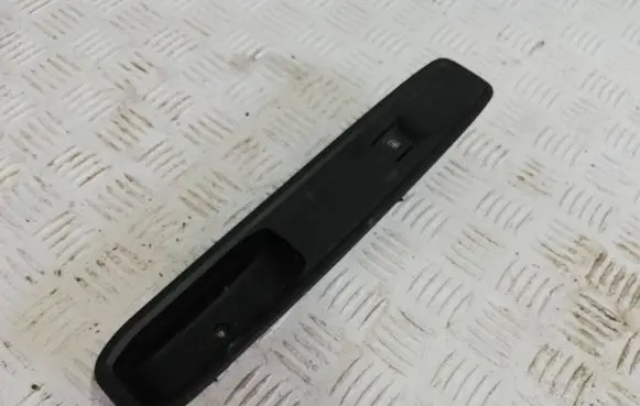 Dacia Sandero Front door card panel trim 254118439r