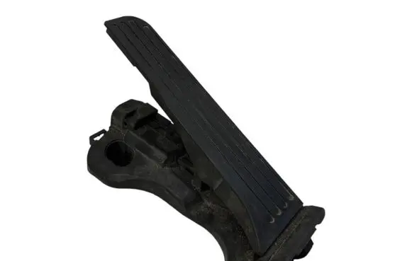 Volkswagen PASSAT B6 Accelerator throttle pedal 1K1723503L 6PV00860001