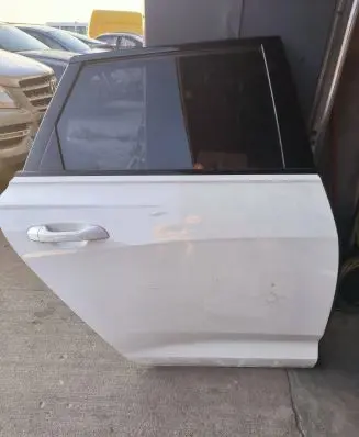 Audi A6 S6 C8 4K Rear door
