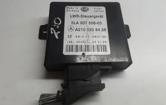 Mercedes-Benz E W210 Xenon control unit/module 5LA00750803 A2108206426