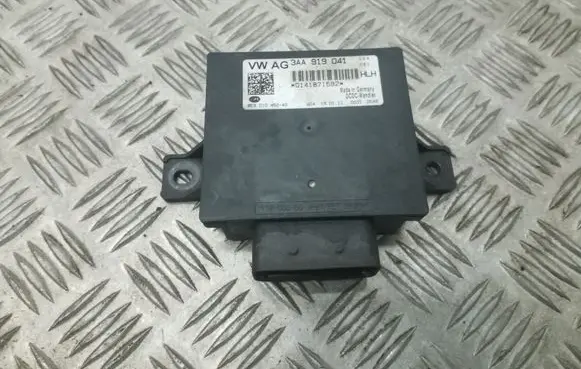 Volkswagen PASSAT B7 Power management control unit 3AA919041
