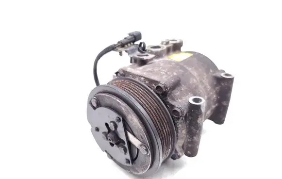 Ford Fiesta Air conditioning (A/C) compressor (pump) 8V51-19D629-DF