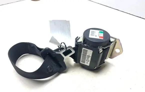 BMW X1 E84 Rear seatbelt 607051100E 120315
