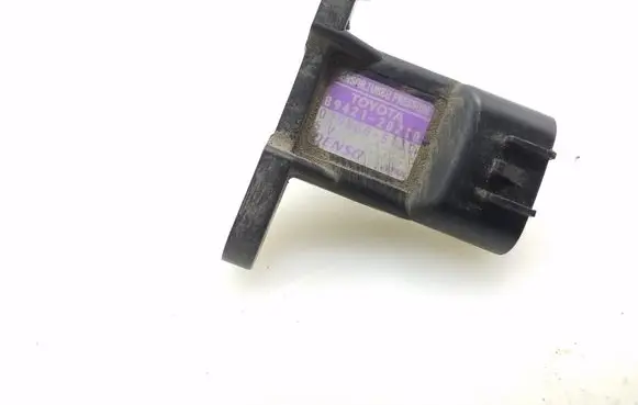 Toyota Corolla E120 E130 Air pressure sensor 8942120210