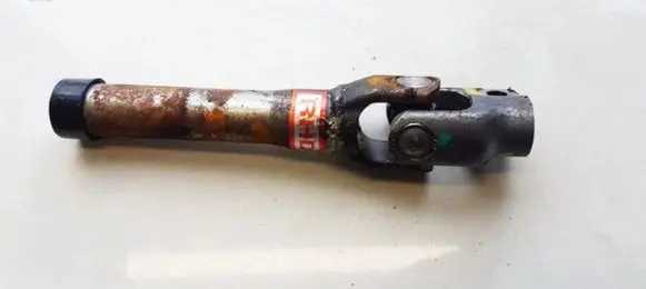 Peugeot 208 Steering column universal joint