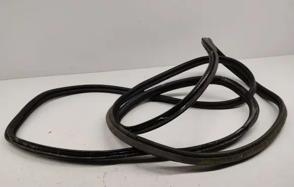 Mercedes-Benz Vito Viano W447 Trunk rubber seal (body)