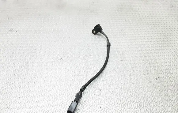 Audi A2 Camshaft position sensor 9805940