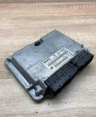 Opel Vectra B Engine control unit/module ECU 09136119 0281001874