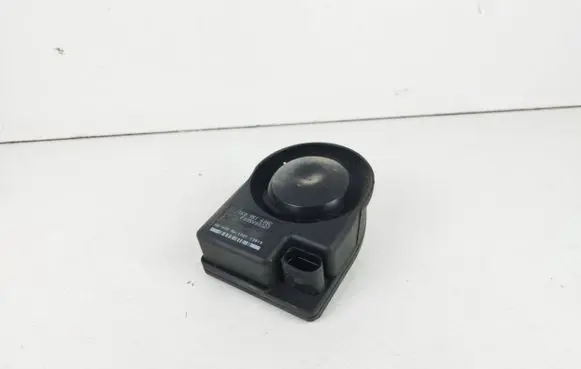Volkswagen Caddy Alarm system siren 1K0951605C