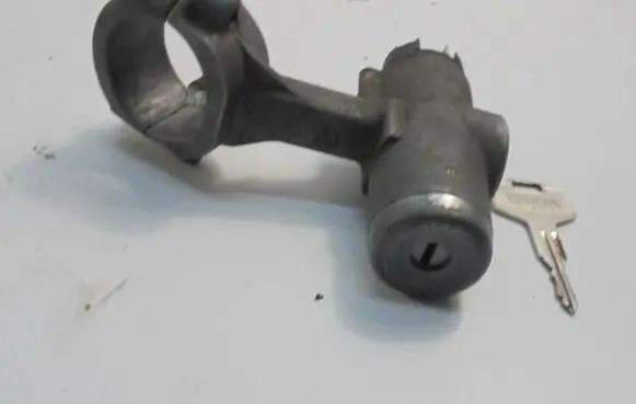 Ford Maverick Ignition lock 