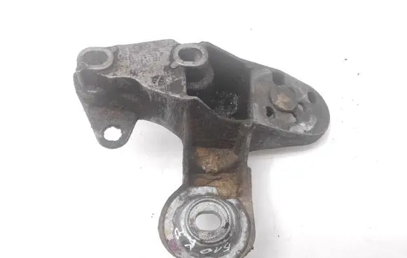 Audi A6 S6 C5 4B Engine mounting bracket 8E0199351F AISI12CU