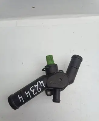 Thermostat/thermostat housing