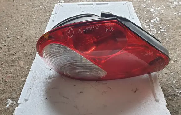 Jaguar X-Type Rear/tail lights