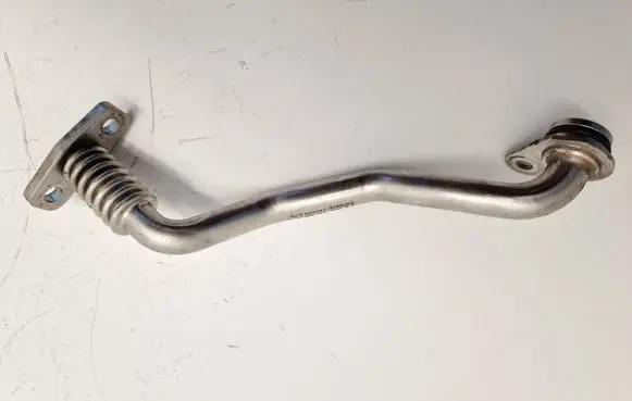 Volkswagen Golf VII Turbo turbocharger oiling pipe/hose 05L145736A