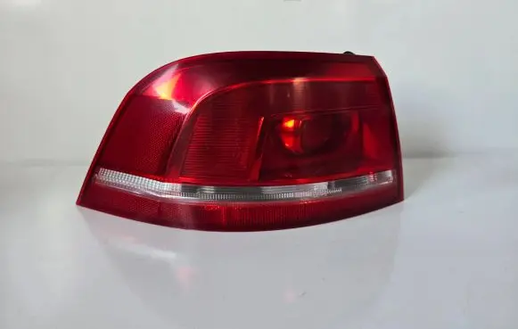 Volkswagen PASSAT B7 Rear/tail lights 3AF945095C 605001