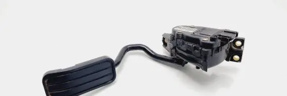 Volkswagen Sharan Accelerator throttle pedal 7M1721603A 98VW9F836AB