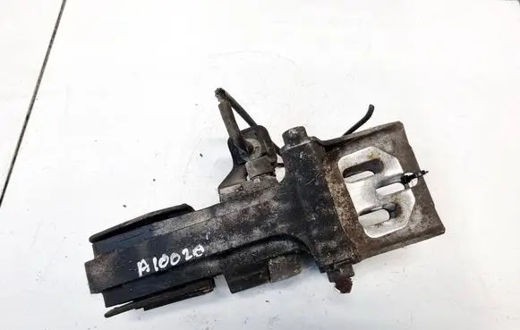 Peugeot 607 Engine mount bracket 326C68