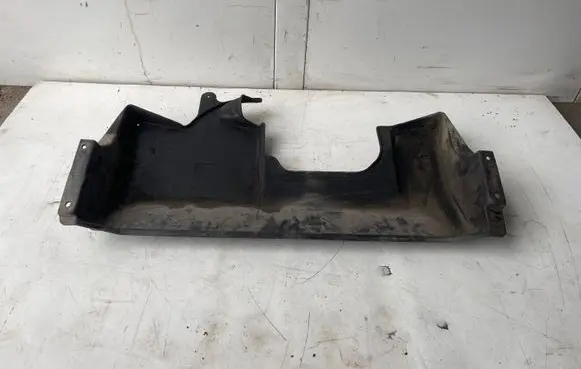 BMW 5 E34 Engine splash shield/under tray