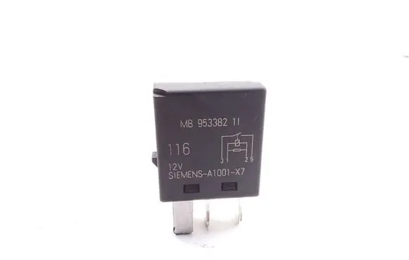 Volvo S40, V40 Other relay MB953382 A1001X7
