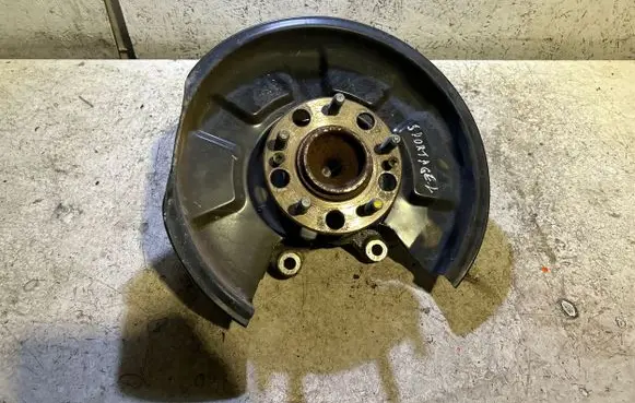 KIA Sportage Rear wheel hub