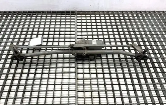 Mini Cooper Countryman R60 Front wiper linkage and motor 9804398