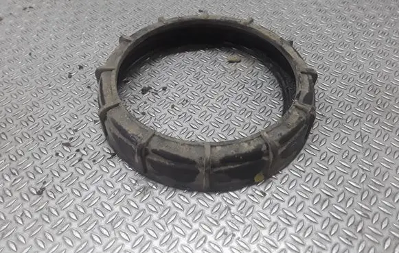 Citroen Berlingo In tank fuel pump screw locking ring/nut 