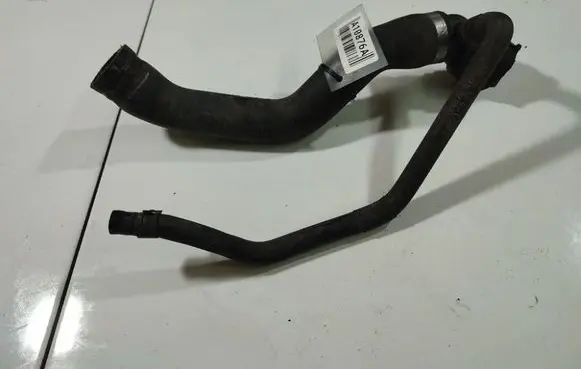 Audi A2 Engine coolant pipe/hose 8Z01211070