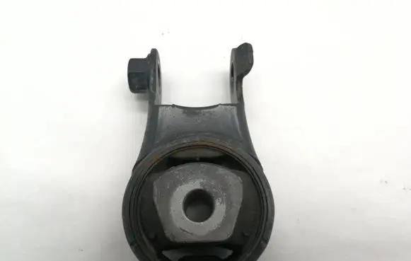 Toyota Yaris Gearbox mount