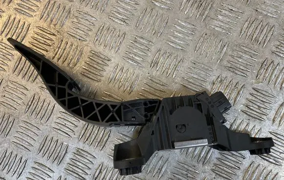 KIA Picanto Accelerator throttle pedal 32700XXXXX CN06106385
