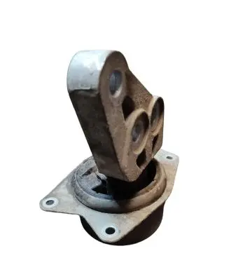 Engine mounting bracket