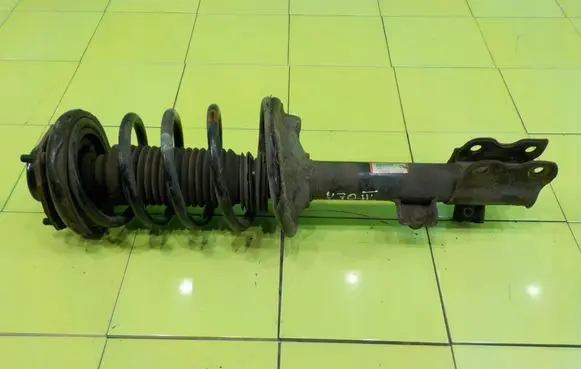 Volvo V70 Front shock absorber/damper 55302EQ000 MCPHERSON