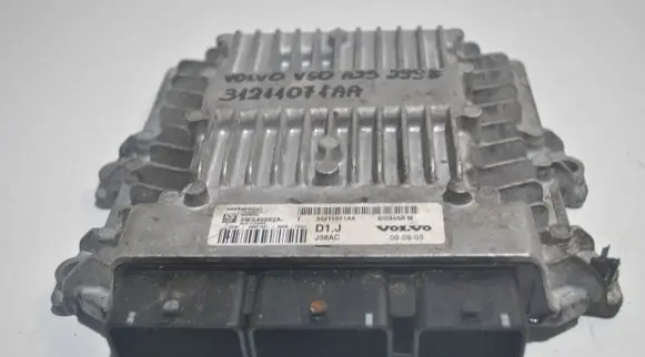 Volvo V50 Engine control unit/module 31211071AA 5WS40562AT SID803AM
