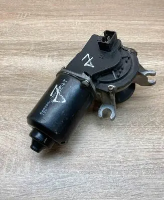 Mazda 626 Wiper motor 8492001302
