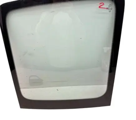 Volkswagen Caddy Rear side window 2K0845331L