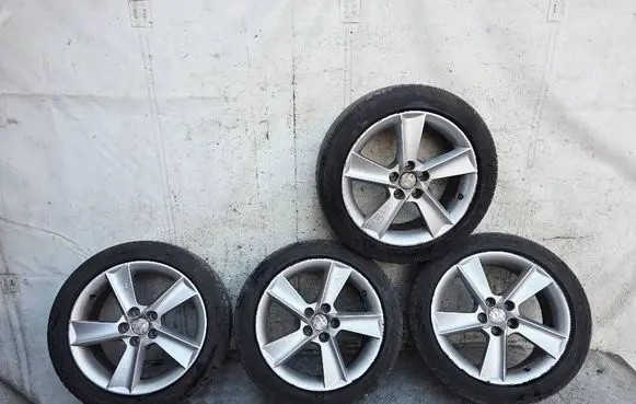 Seat Ibiza IV (6J,6P) R16 alloy rim 6J0601025L