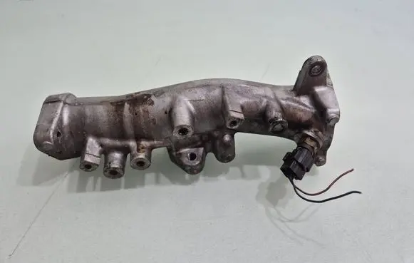 Mitsubishi Pajero Air intake hose/pipe 